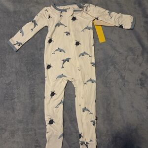Kyte BABY Dolphin Print Footie Pj - White and Blue 18-24 NWT